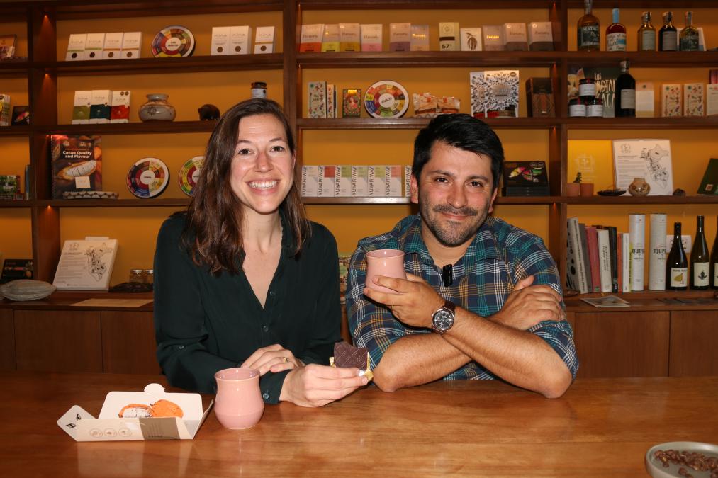 Amanda y Felipe en Ciclos Café